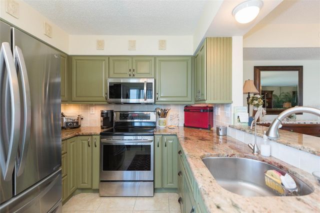 5541 PUERTA DEL SOL BOULEVARD S 318, St Petersburg, FL 33715