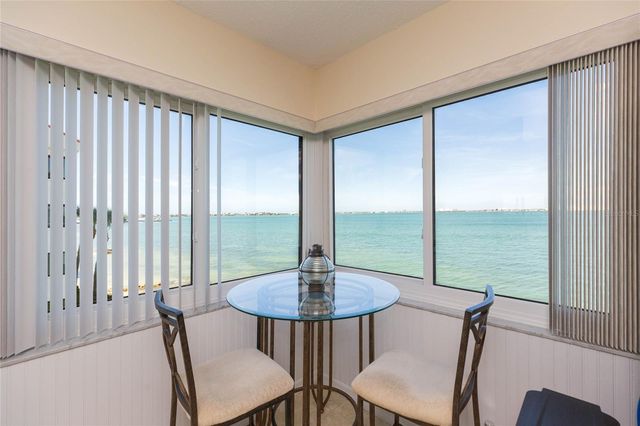 5541 PUERTA DEL SOL BOULEVARD S 318, St Petersburg, FL 33715