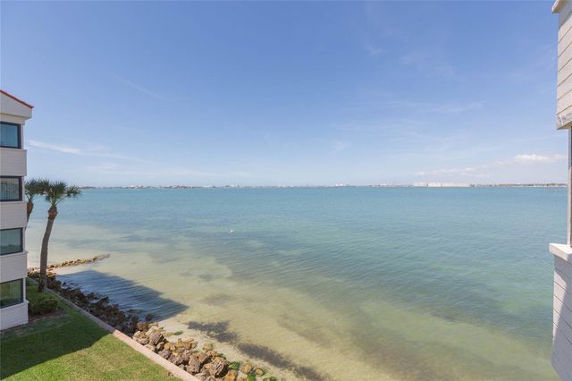 5541 PUERTA DEL SOL BOULEVARD S 318, St Petersburg, FL 33715