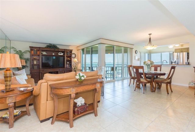 5541 PUERTA DEL SOL BOULEVARD S 318, St Petersburg, FL 33715