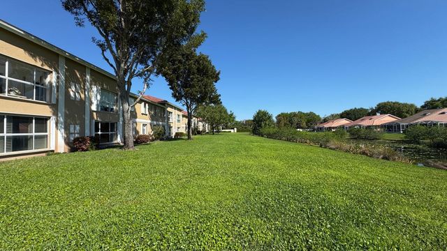 5876 Regal Glen Drive 108, Boynton Beach, FL 33437
