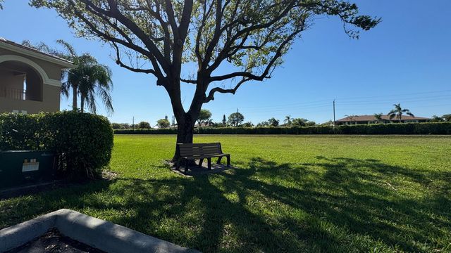 5876 Regal Glen Drive 108, Boynton Beach, FL 33437