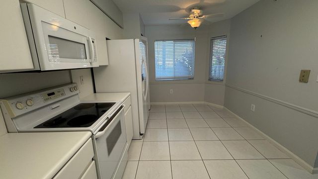5876 Regal Glen Drive 108, Boynton Beach, FL 33437
