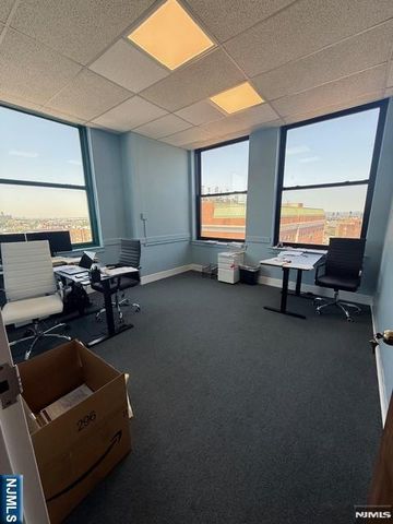 35 Journal Square 628, Jersey City, NJ 07306