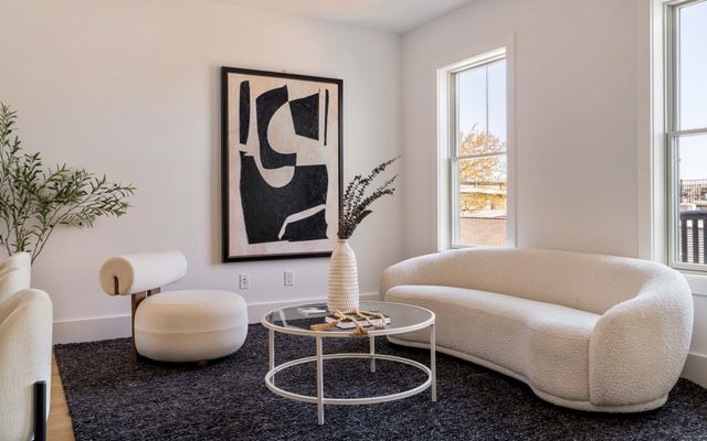32 Condor St 4A, Boston, MA 02128