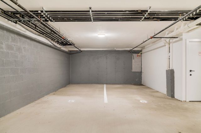 32 Condor St 4A, Boston, MA 02128