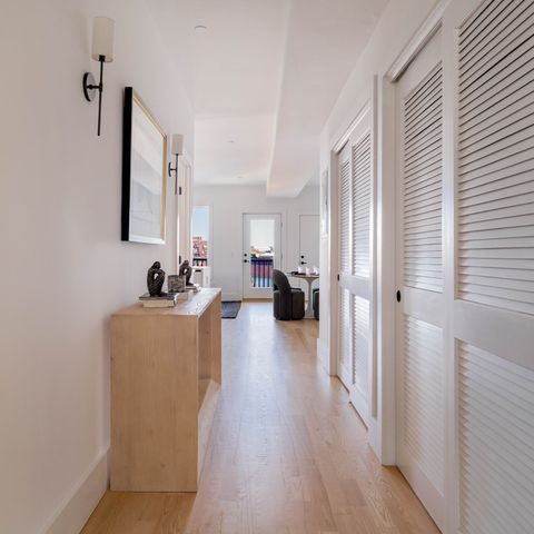 32 Condor St 4A, Boston, MA 02128