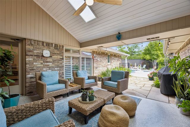 7104 Claybrook Drive, Dallas, TX 75231