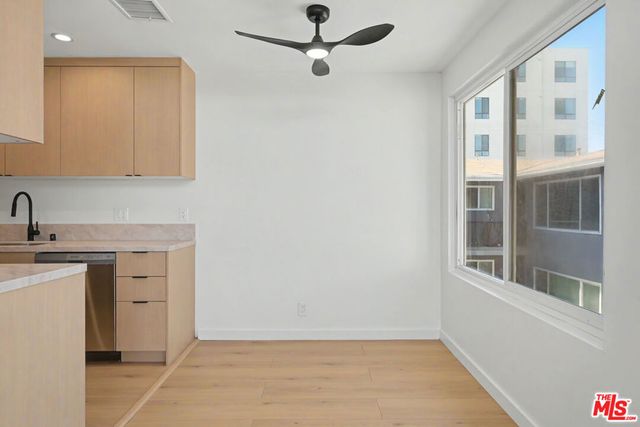 1445 S Sherbourne Drive 15, Los Angeles, CA 90035