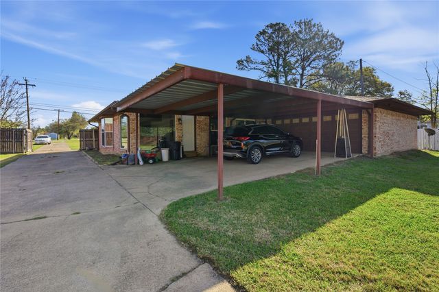 845 Griffith Avenue, Terrell, TX 75160
