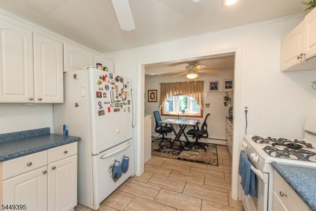 7 Park Ave, Wanaque Boro, NJ 07420