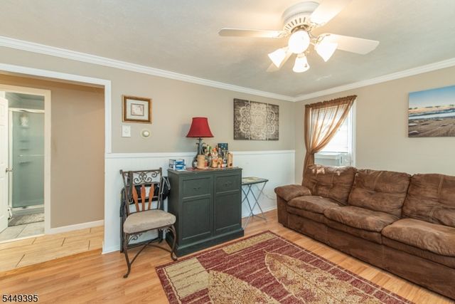 7 Park Ave, Wanaque Boro, NJ 07420