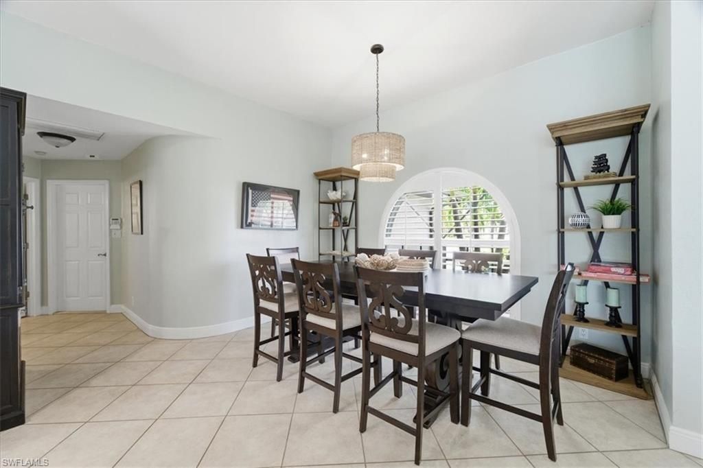Image 11 of property listing at 2206 Beach PKWY W, Cape Coral, FL 33914
