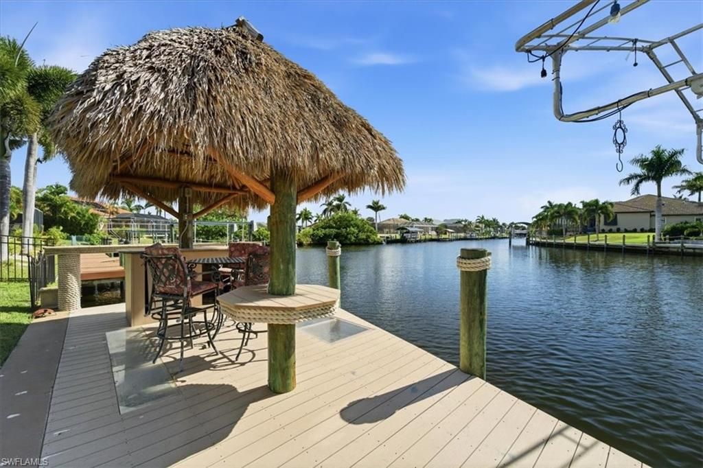 Image 33 of property listing at 2206 Beach PKWY W, Cape Coral, FL 33914