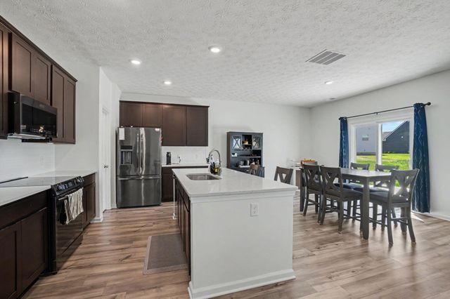 1513 Arrowhead Drive 1513 Arrowhead Drive, Piqua, OH 45356