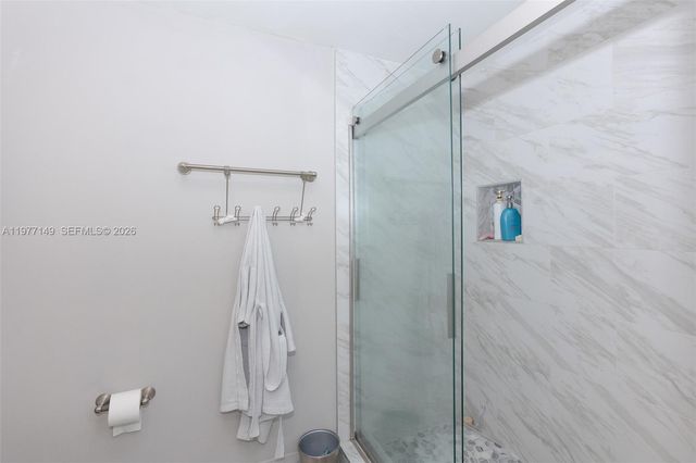 6976 SW 39th St G204, Davie, FL 33314