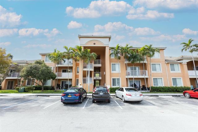 6976 SW 39th St G204, Davie, FL 33314