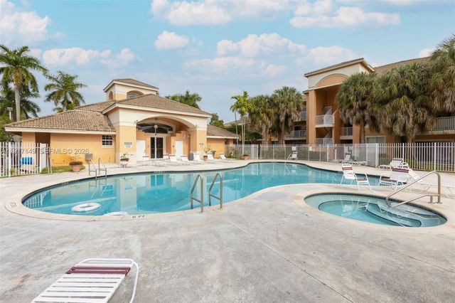 6976 SW 39th St G204, Davie, FL 33314