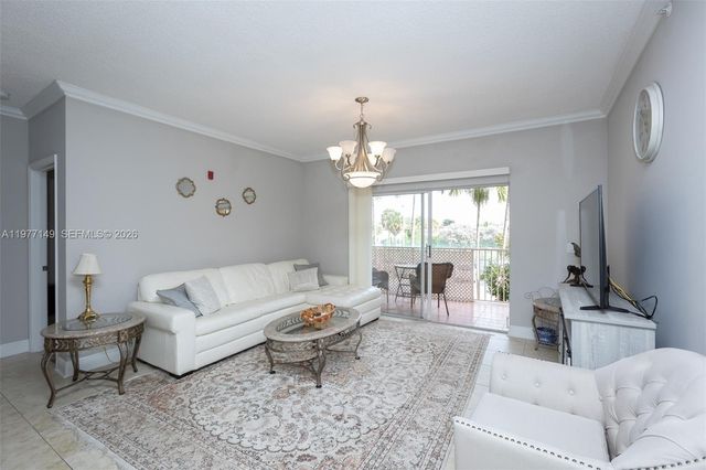 6976 SW 39th St G204, Davie, FL 33314