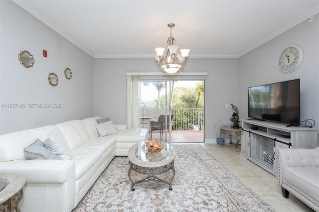 6976 SW 39th St G204, Davie, FL 33314