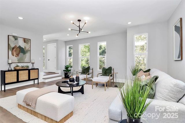 1022 Margaret Brown Street, Charlotte, NC 28202