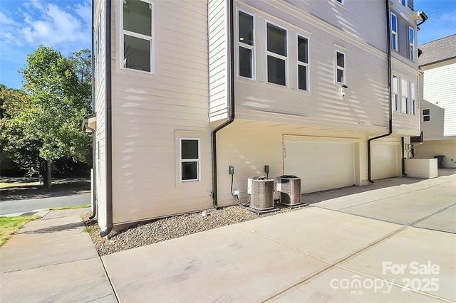 1022 Margaret Brown Street, Charlotte, NC 28202