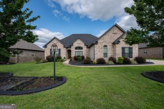 823 Kyler Lane, Bonaire, GA 31005