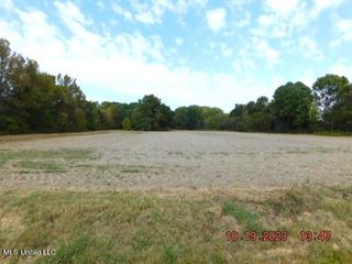 000 Dean Road, Nesbit, MS 38651