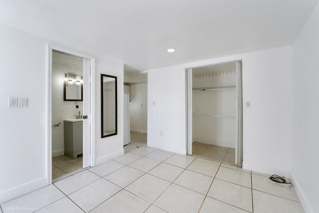 6660 W 13th Avenue, Hialeah, FL 33012