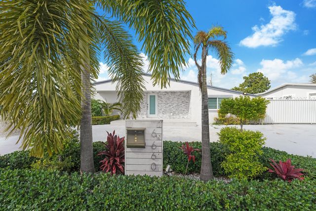 6660 W 13th Avenue, Hialeah, FL 33012