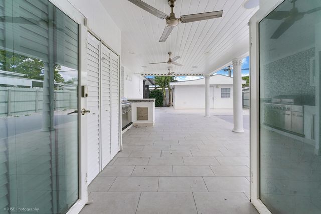 6660 W 13th Avenue, Hialeah, FL 33012