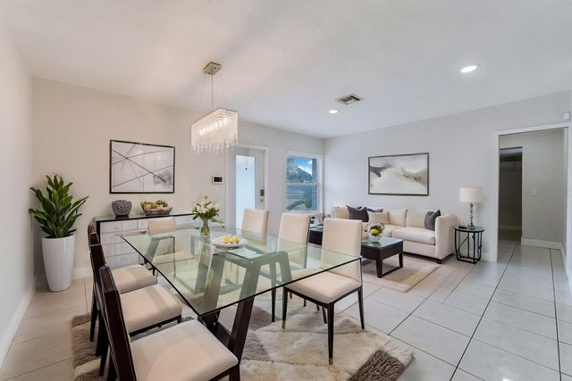 6660 W 13th Avenue, Hialeah, FL 33012