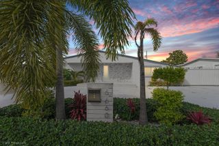 6660 W 13th Avenue, Hialeah, FL 33012