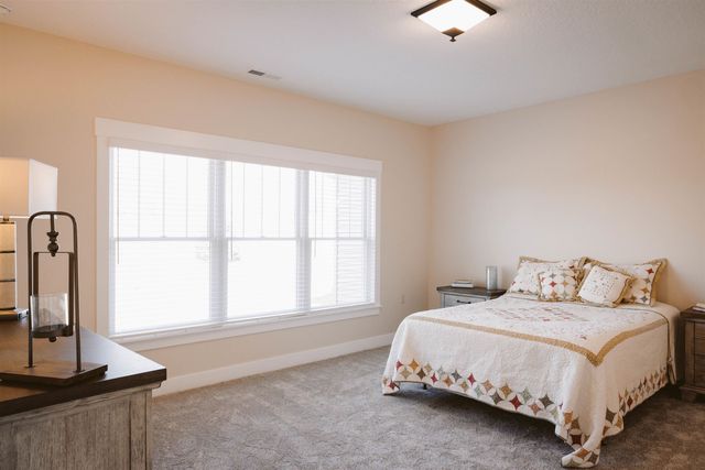 3212 W Bartlett Drive, New Haven, IN 46774