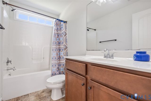 14000 S Hackberry Rd, Chester, VA 23836