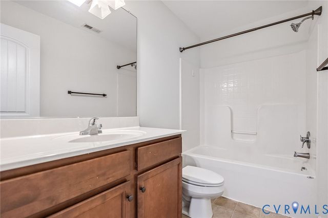 14000 S Hackberry Rd, Chester, VA 23836
