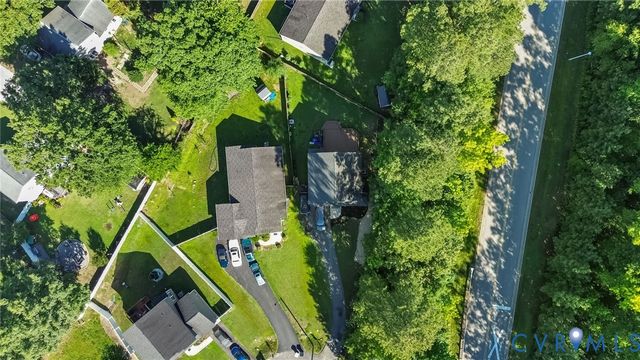 14000 S Hackberry Rd, Chester, VA 23836