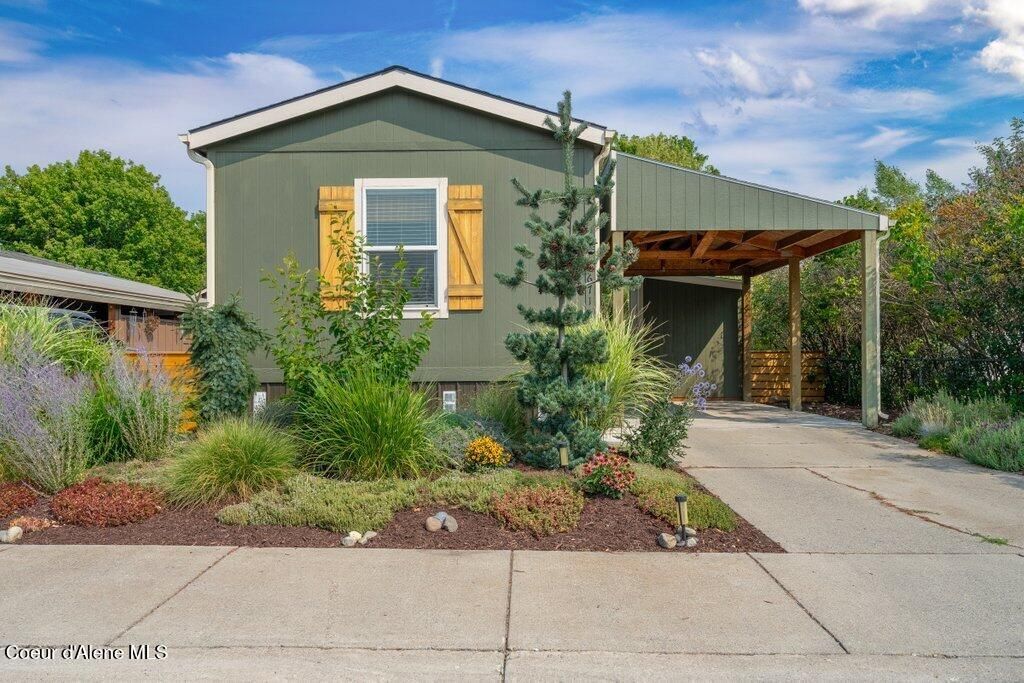 1671 W Essex CT, Coeur d'Alene, ID 83815 photo 1