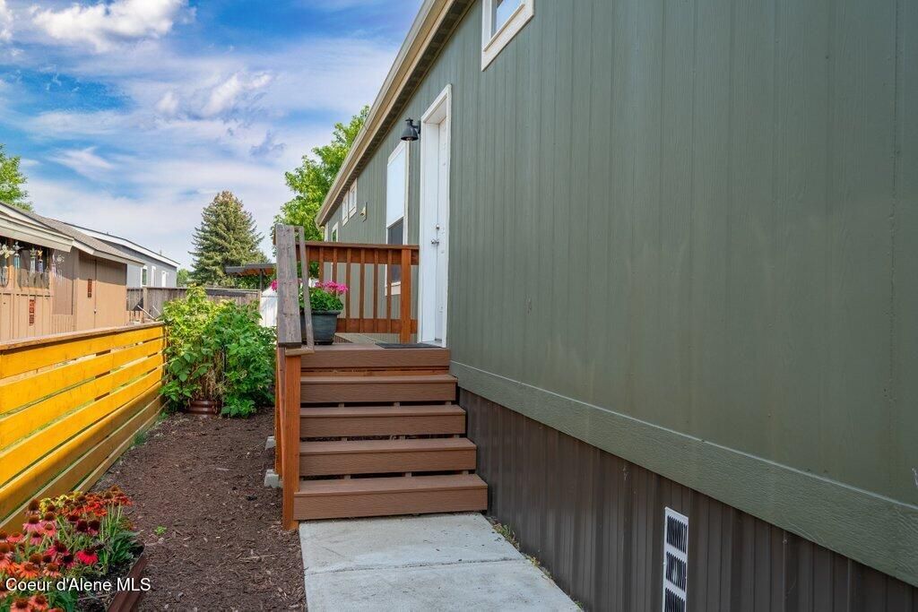 1671 W Essex CT, Coeur d'Alene, ID 83815 photo 5