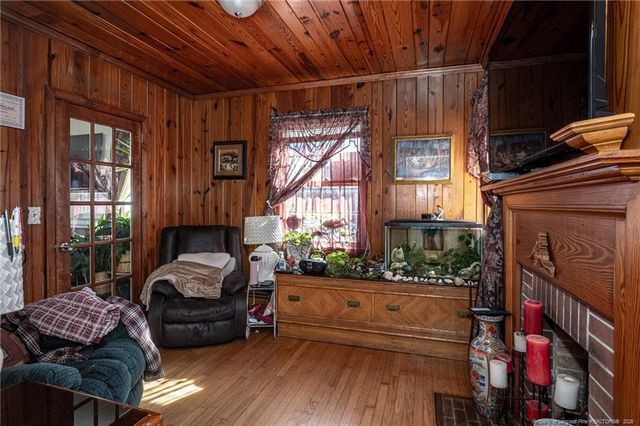 1201 N Walnut Street, Lumberton, NC 28358