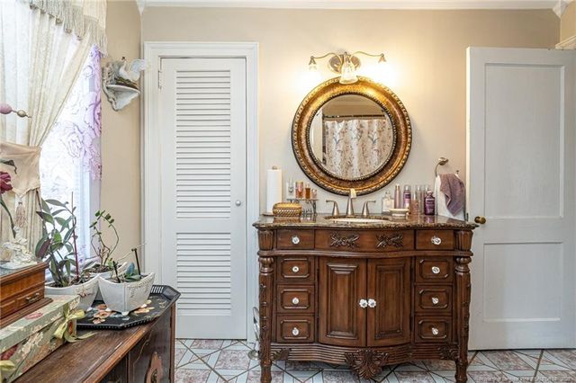 1201 N Walnut Street, Lumberton, NC 28358