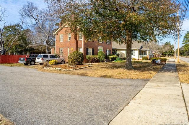 1201 N Walnut Street, Lumberton, NC 28358