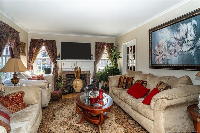 1201 N Walnut Street, Lumberton, NC 28358