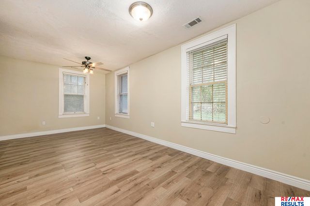 902 Louie Lane, Yutan, NE 68073