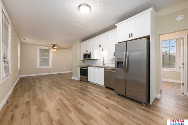 902 Louie Lane, Yutan, NE 68073