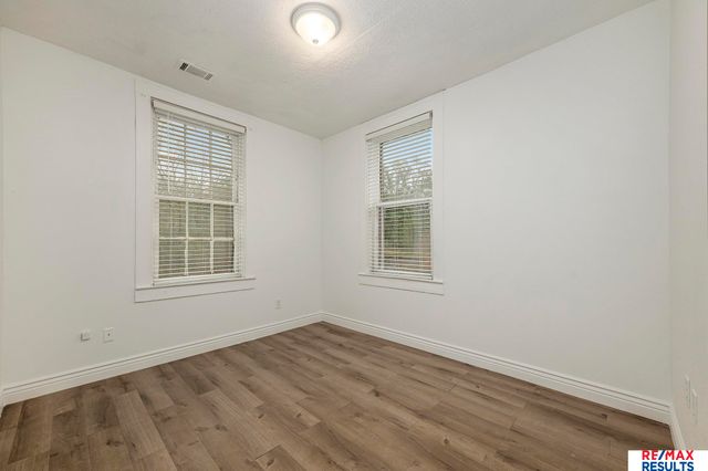 902 Louie Lane, Yutan, NE 68073