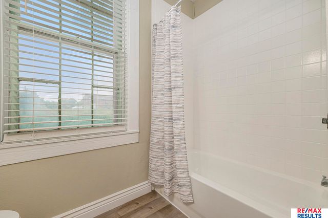 902 Louie Lane, Yutan, NE 68073