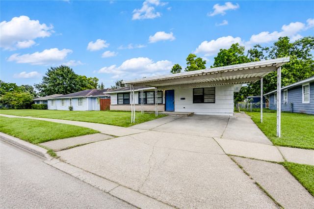1206 Gary Avenue, Pasadena, TX 77502