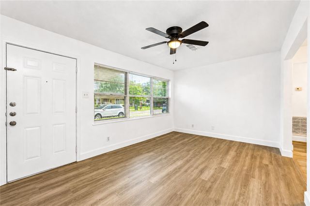 1206 Gary Avenue, Pasadena, TX 77502