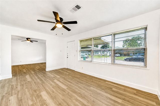 1206 Gary Avenue, Pasadena, TX 77502